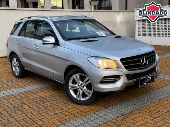 MERCEDES-BENZ ML 350 3.0 BLUETEC V6 DIESEL 4P AUTOMÁTICO MERCEDES-BENZ ML 350 3.0 BLUETEC V6 DIESEL 4P AUTOMÁTICO